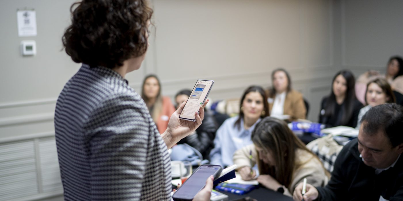 Convocatoria 2025: Sé el impulso que transforma ¡Súmate como mentor o mentora en SQMentors!